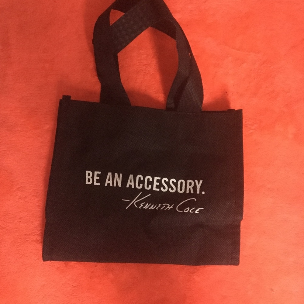 Kennth cole tote bag